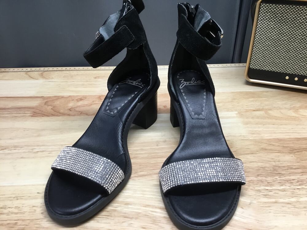 Zodiac Ilsa Block Heel Sandal Women's 8.5 Black Embellished Ankle Strap Cocktail
